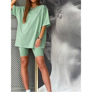 Glamaker Women 2 Piece Outfit sets Casual Oversized T-Shirt Tops Biker Shorts